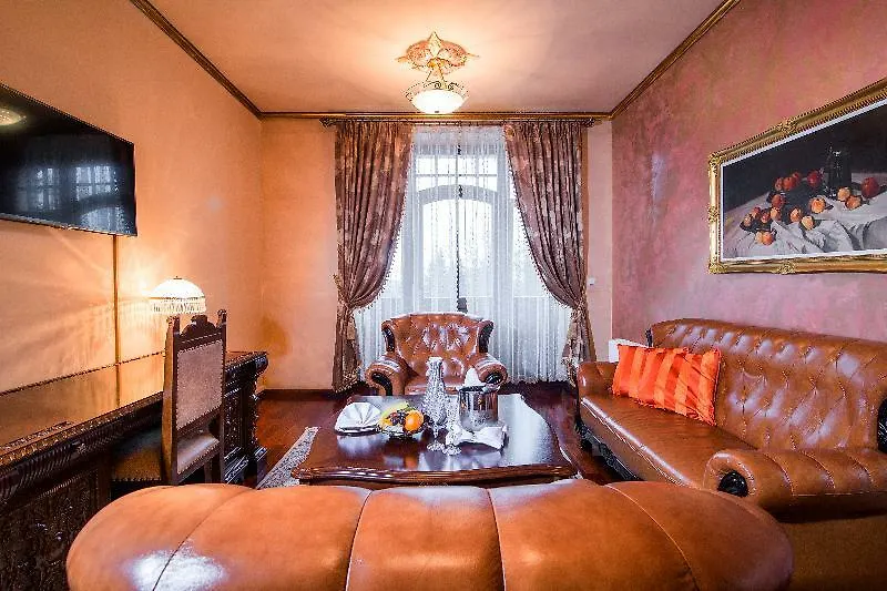 Ruebezahl Marienbad Luxury Castle Hotel Golf