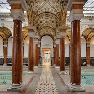 Ensana Nove Lazne Hotel