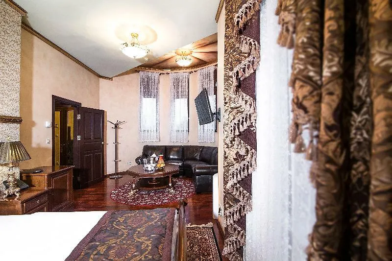 Ruebezahl Marienbad Luxury Castle Hotel Golf