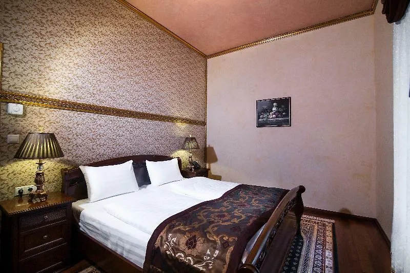 Ruebezahl Marienbad Luxury Castle Hotel Golf